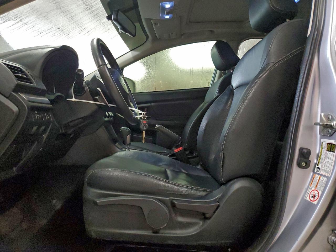 Subaru Xv 2.0 Limited Image 4