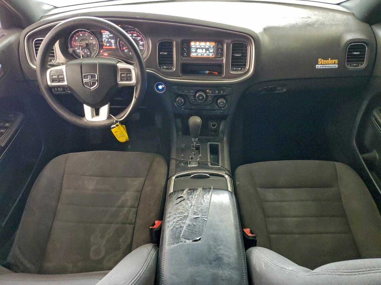 Dodge Charger Se Image 7